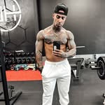 Social media gallery avatar image